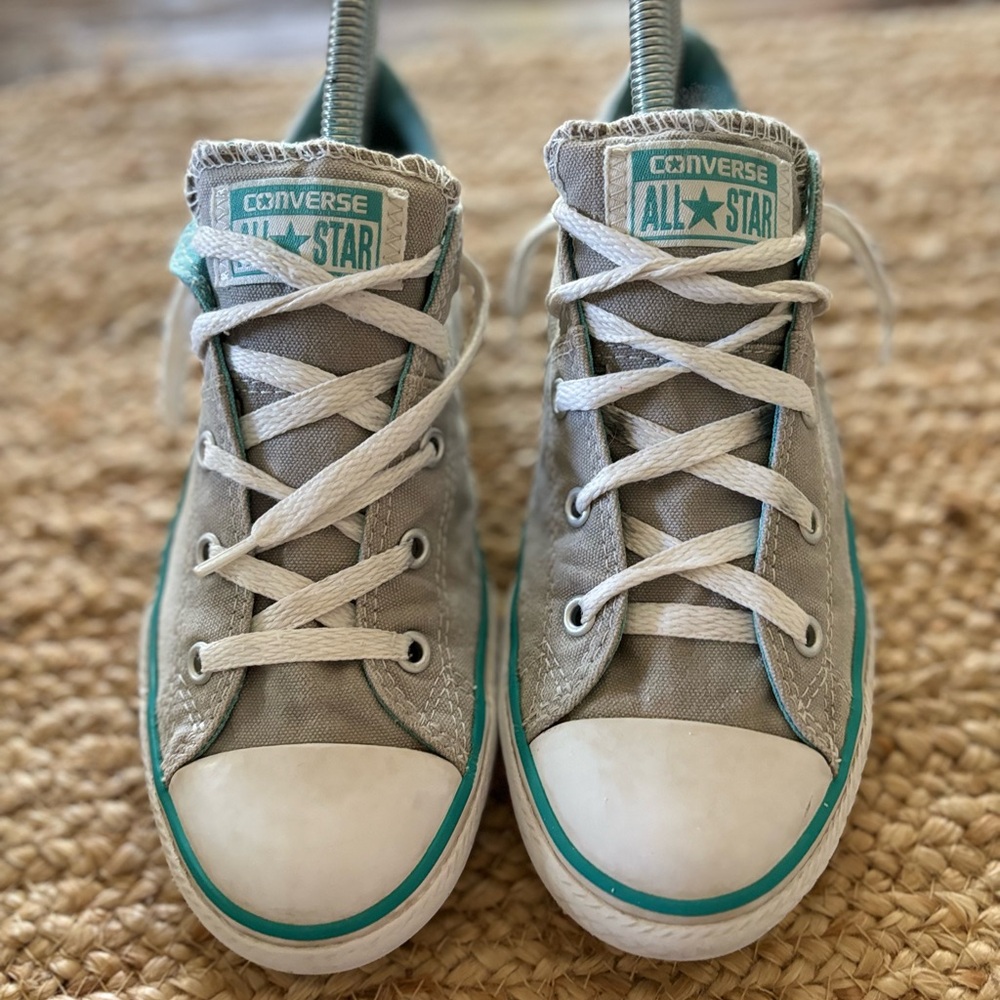 Converse All Star Gray Canvas‎ Sneakers Lace Up Athletic Shoes Junior Size 4